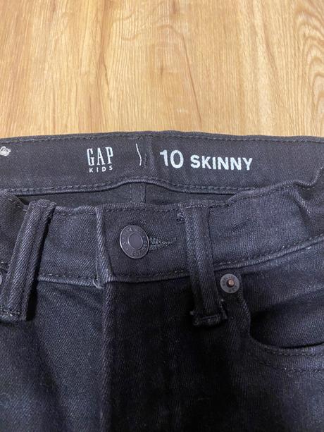 Skinny džíny, gap,140