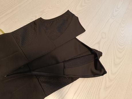 Čierne elegantné sexi šaty, 38