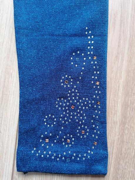 Hrubšie legínky, 158