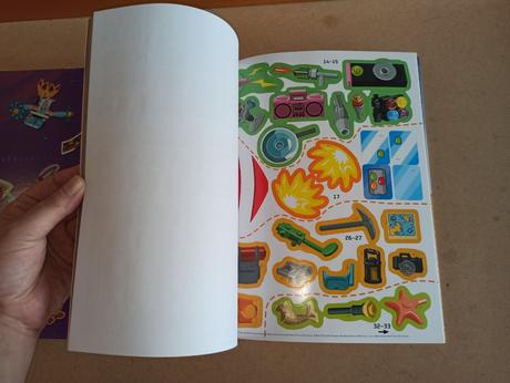 Lego build and stick robots, 