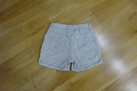 Kraťasy- šortky, colours of the world,s