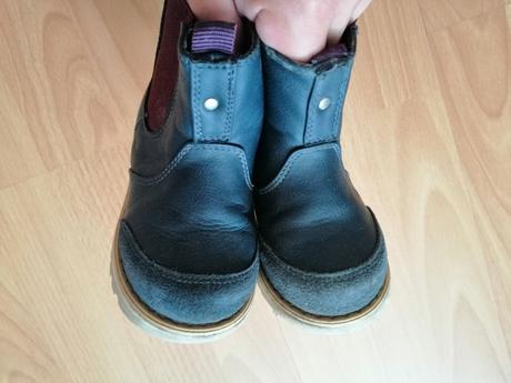 Kožené čižmičky, 22