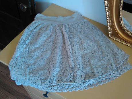 Sukna s čipkou, h&m,s