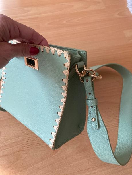 Taska cez plece even&odd, 