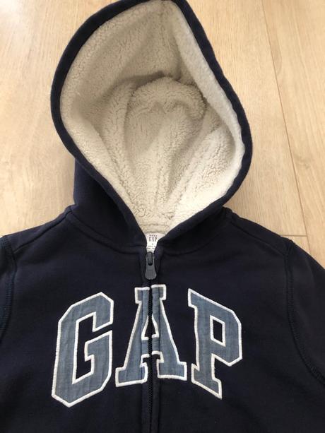 Tepla mikina gap - 104/110 - top stav, gap,110