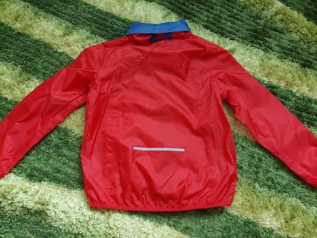 Bunda do dažďa, 134