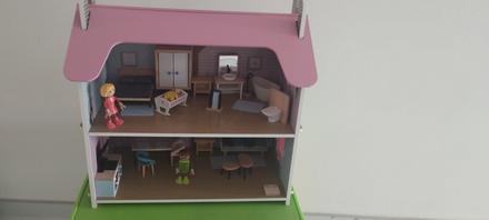 Domček pre bábiky,