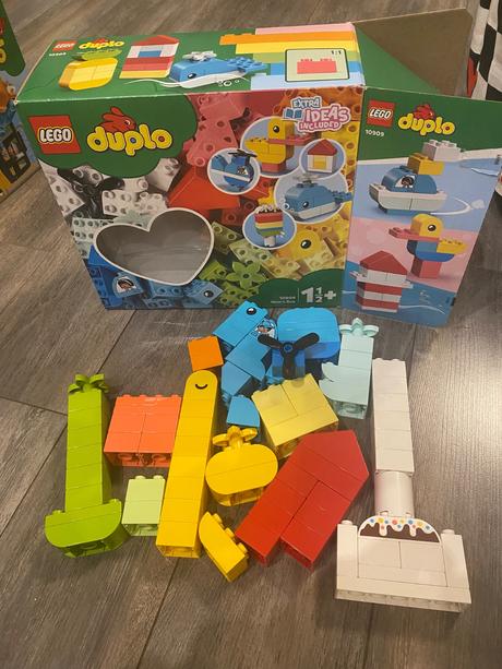 Lego duplo box so srdieckom, 