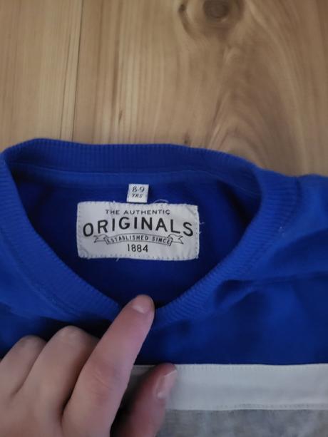 Mikina, authentic,134