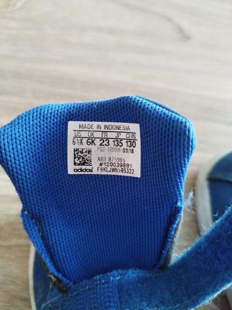 Tenisky, adidas,23