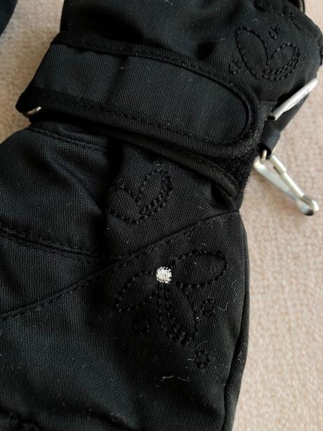 Lyžiarske rukavice, 122