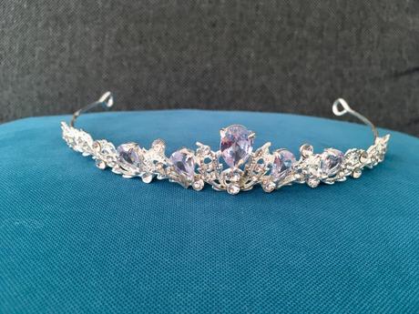 Diadém / korunka s kamienkami,