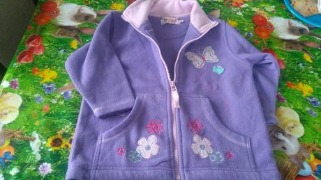 Levandulova mikinka, 98