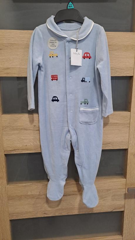 Pyžamo overal tu, tu,80