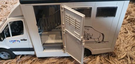 Mercedes benz  preprava koní, 