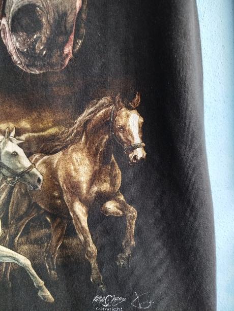 Krásne tričko ,,kone,,, s