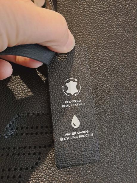 Armani taška, armani