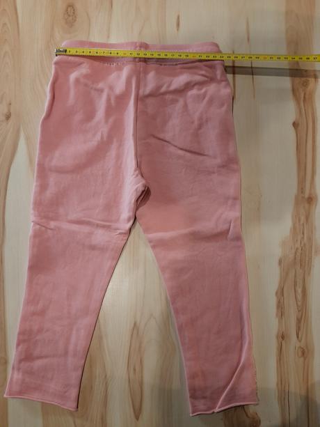 Mierne zateplené tepláky, 104