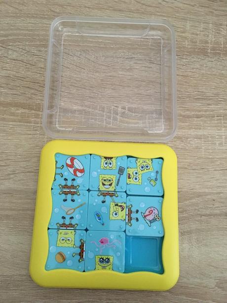 Logická hra spongebob,