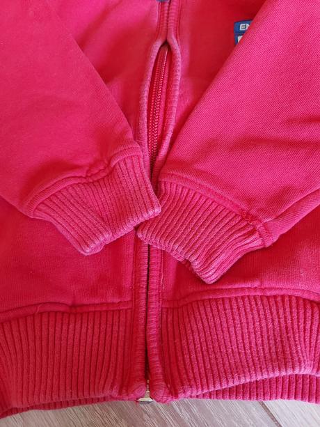 Next mikinka, next,92