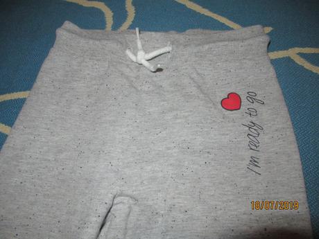 Srdiečk.tepláky, 134