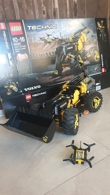 Lego technic 42081 volvo  kolesový nakladač, 