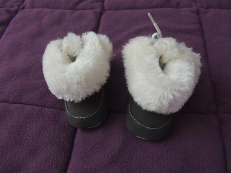 Kozusinkove capacky, kik,17