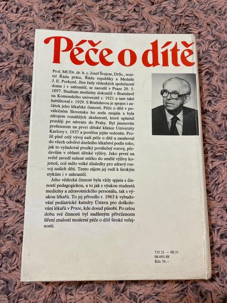 Krásna stará retro kniha péče o dítě švejcar josef, 