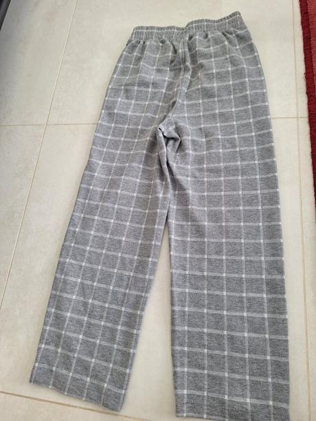 Predam nohavice, reserved,140