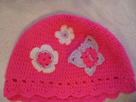 Háčkovaná ružová čiapka, <50
