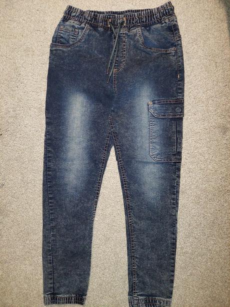 Rifle jogger, reserved,158