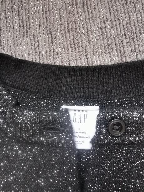 Svetrík nenosený gap, gap,92
