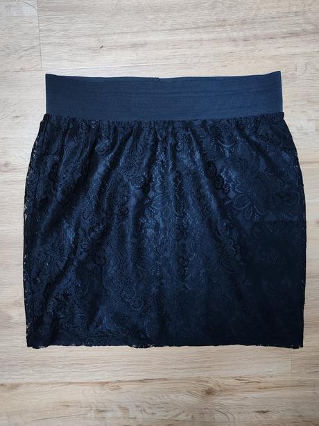 Minisukna s cipkou, m