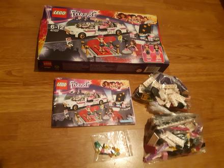 Lego friends-limuzina pre popove hviezdy, 