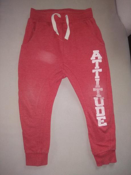 Chlapcenske tepláky veľkosti 140, rebel,116