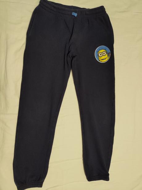 Tepláky - mimoni, disney,152