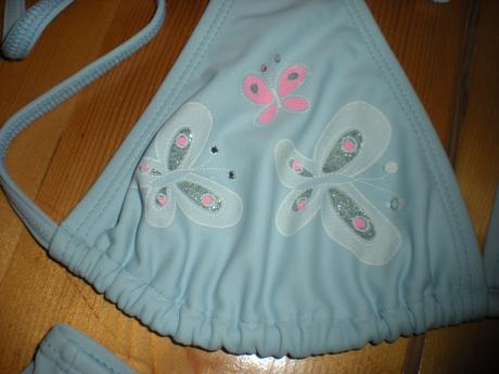 Pár krát oblečené plavky - veľkosť s, s