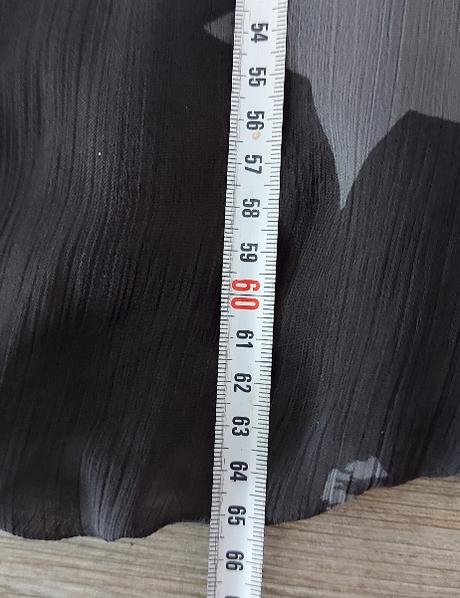 Sivá blúzka s hviezdičkami, 40