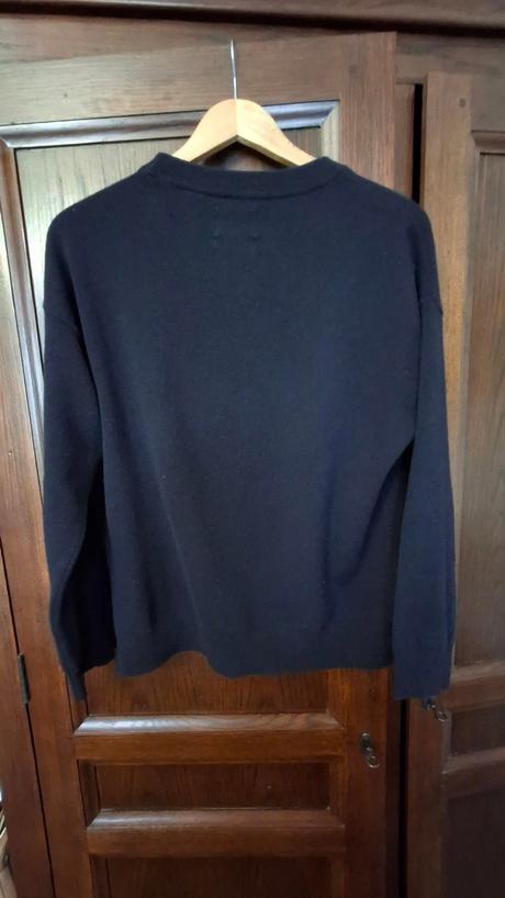 Tmavomodry sveter gant s, gant,s