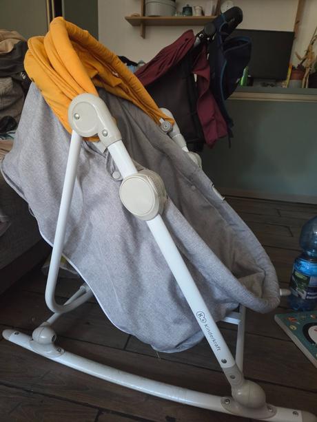Kinderkraft 5v1 hojdacka postielka lehatko, 
