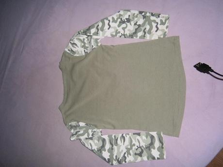 Natelnik s motylikom, adams,128