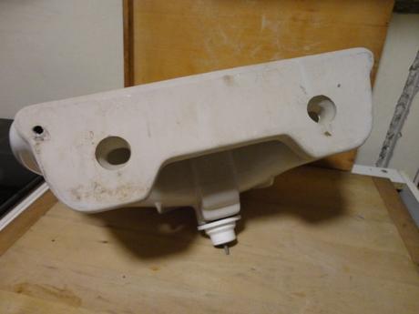 Umývadlo keramické, 