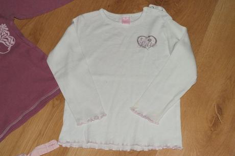 Tricka + nohavice, vyborny stav, 98