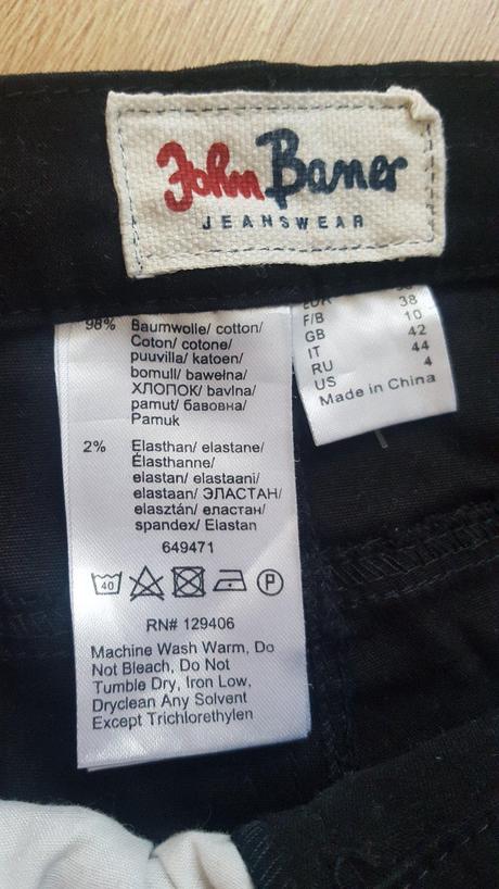 Čierne nohavice, 38