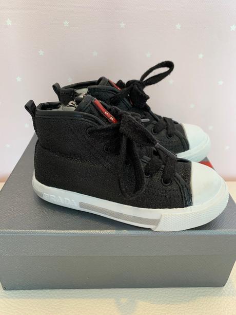 Detske kotnikove tenisky prada top stav, 24