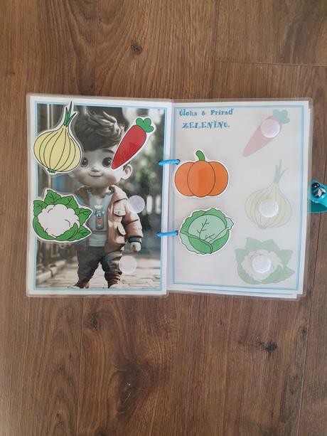 Pracovný zošit na suchý zips pre chlapčeka od 1 ro,