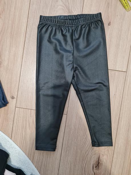 Kožené legíny, 92