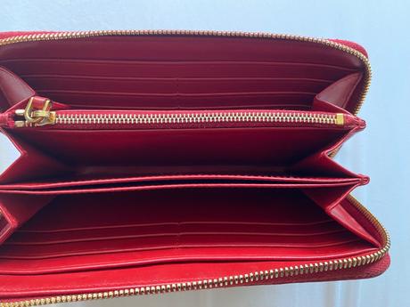 Prada penazenka, prada