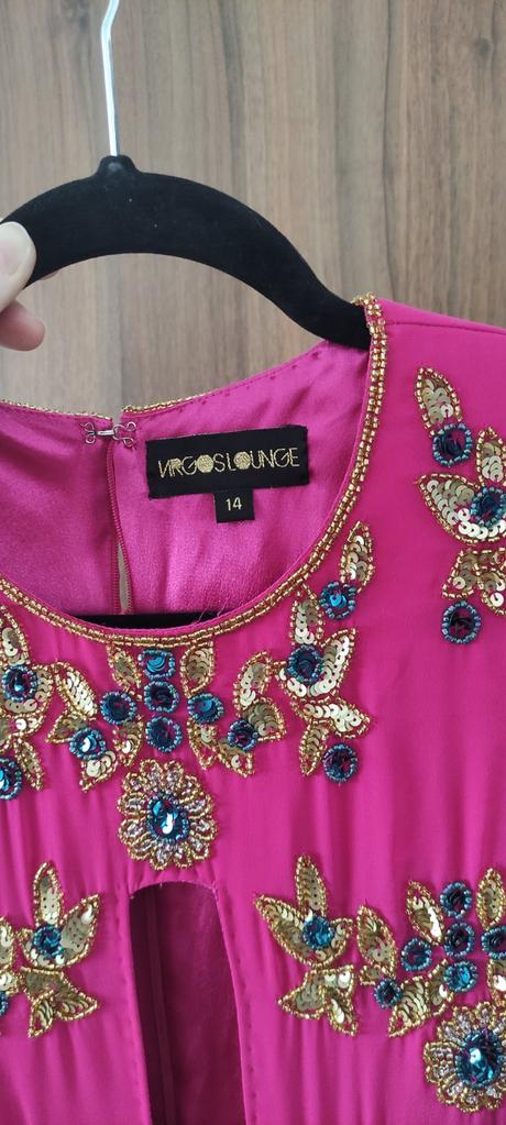 Nádherné šaty virgos lounge, 40