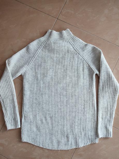 Dámsky sveter(rolák)amisu, amisu,xs